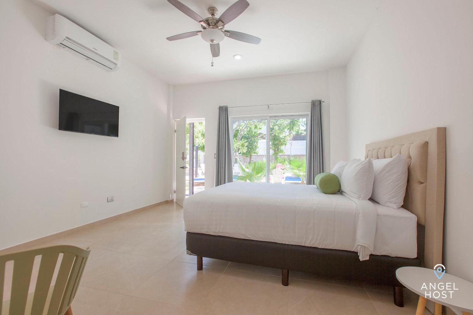Cozy Stay With Pool Bbq Steps From Hotspots 拉巴斯 外观 照片
