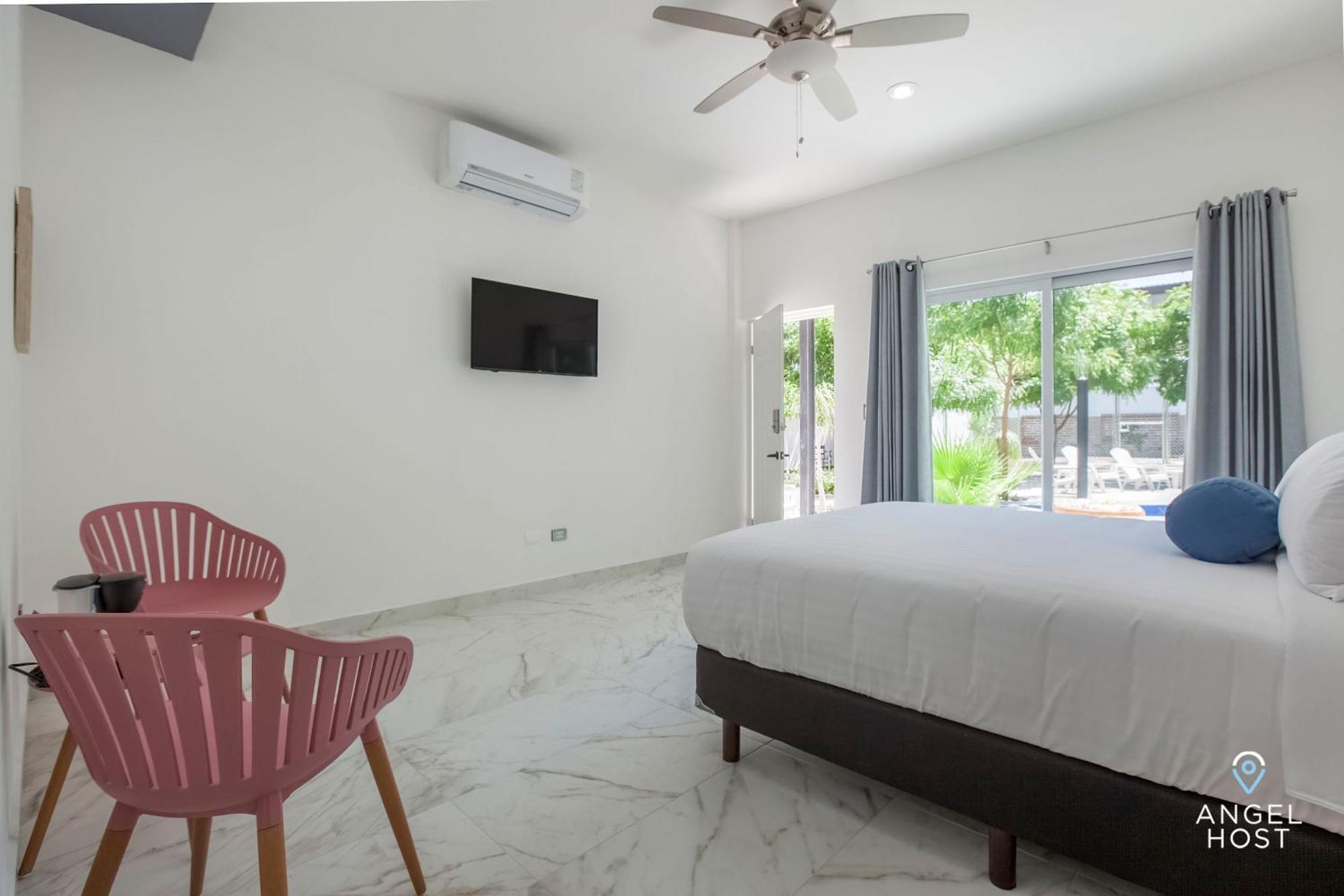 Cozy Stay With Pool Bbq Steps From Hotspots 拉巴斯 外观 照片