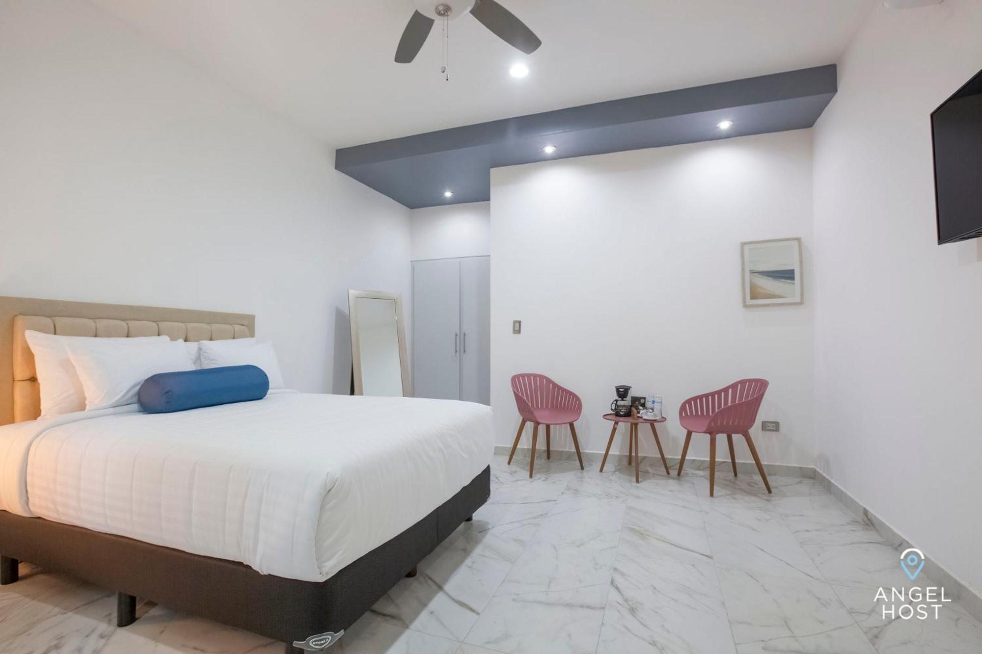 Cozy Stay With Pool Bbq Steps From Hotspots 拉巴斯 外观 照片