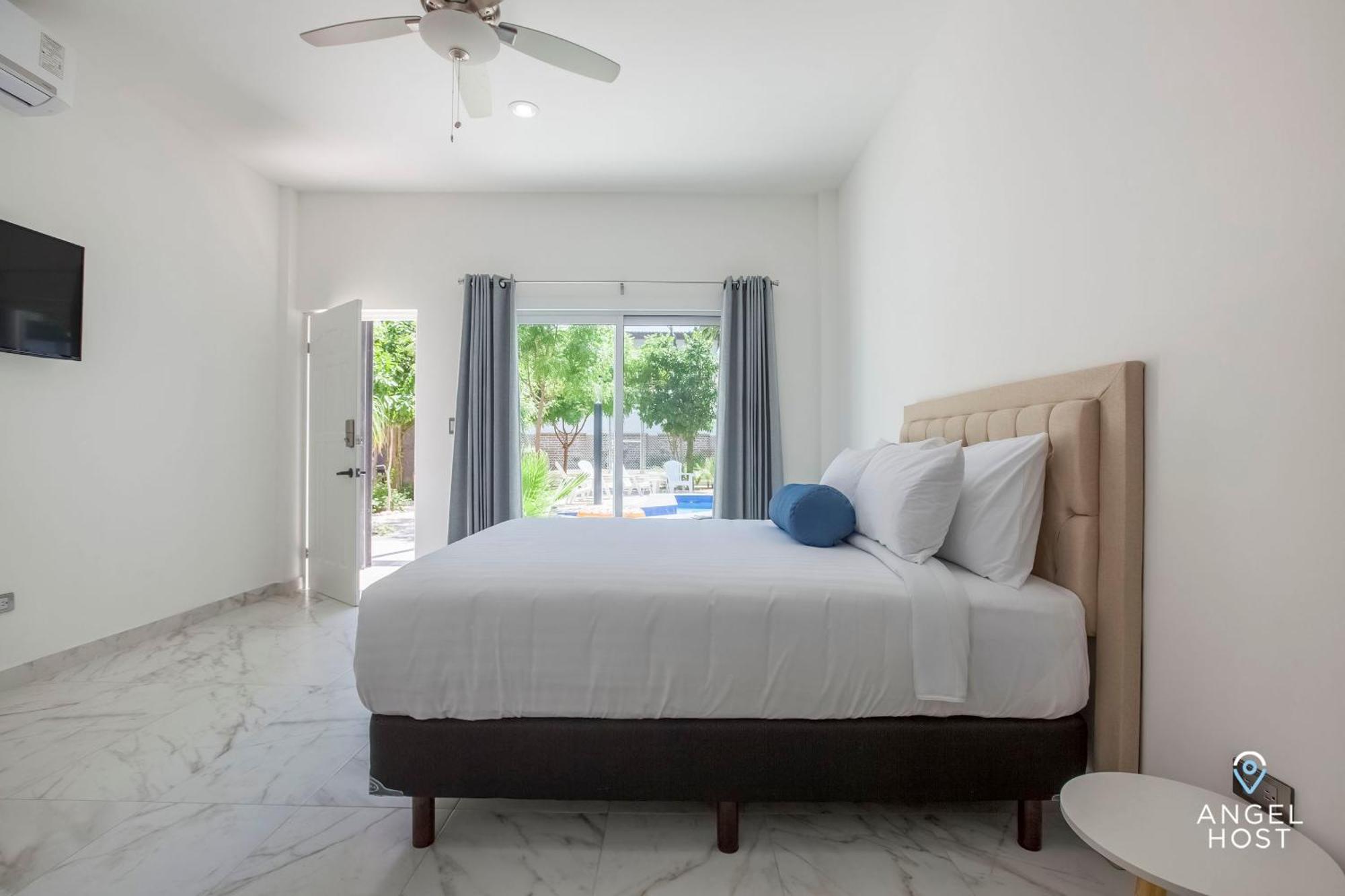 Cozy Stay With Pool Bbq Steps From Hotspots 拉巴斯 外观 照片